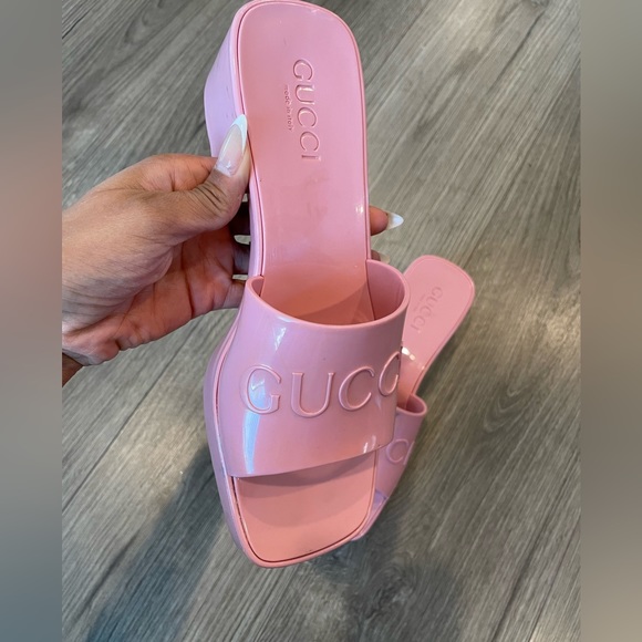 Gucci Shoes - Picture 3 of 7